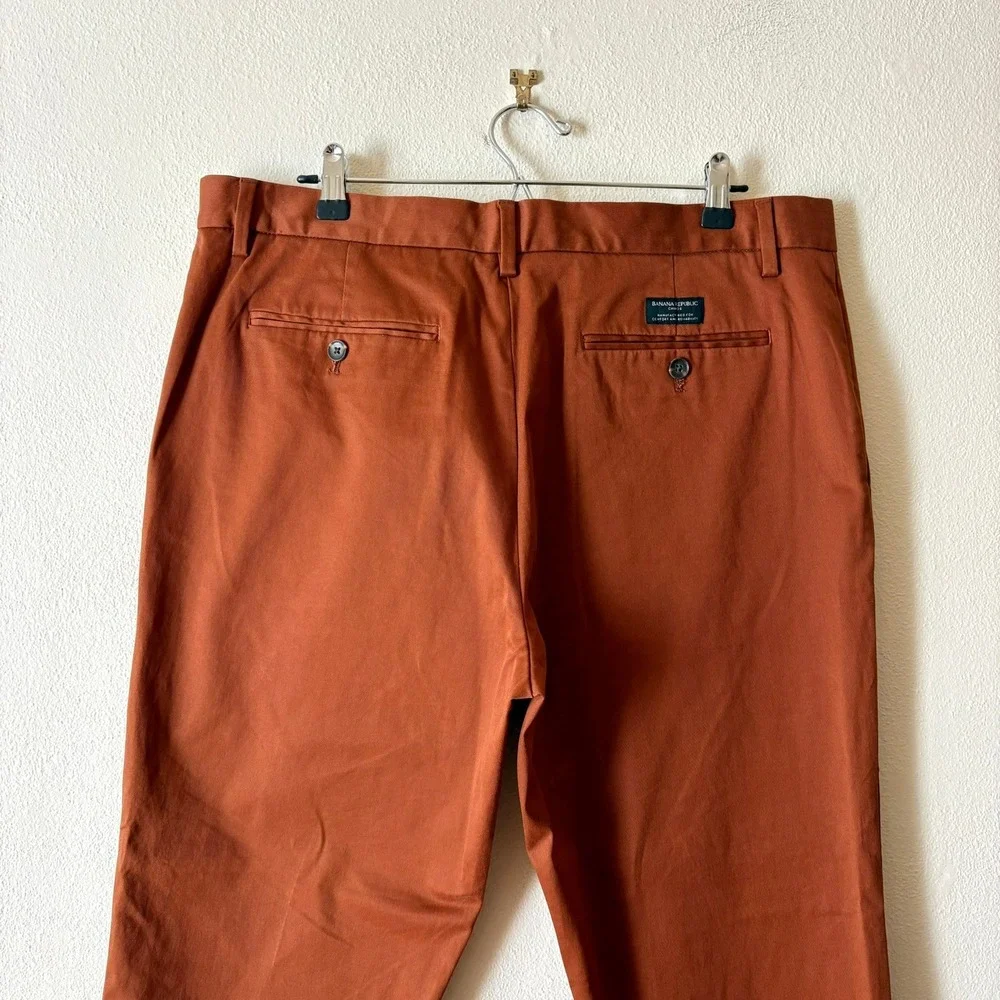 Banana Republic Mason Athletic Tapered Fit Chinos Burnt Sienna Orange 36x30 Mens